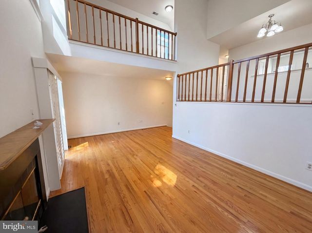 7579 CHRISLAND CV, Falls Church, VA 22042