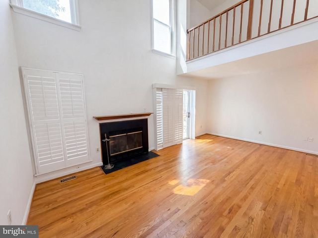 7579 CHRISLAND CV, Falls Church, VA 22042