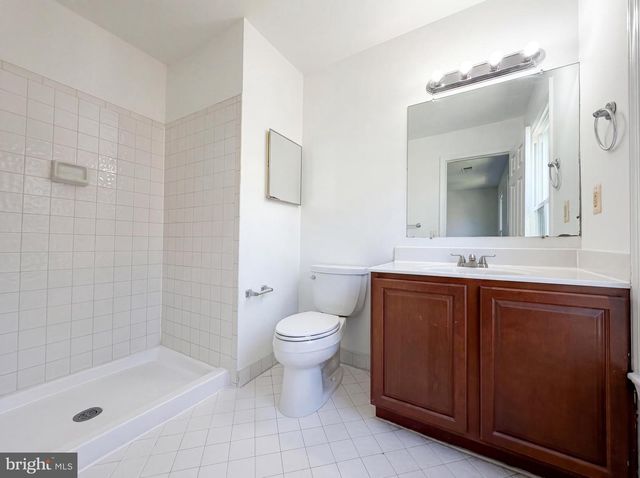 7579 CHRISLAND CV, Falls Church, VA 22042