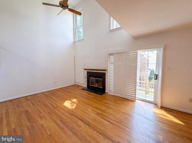 7579 CHRISLAND CV, Falls Church, VA 22042
