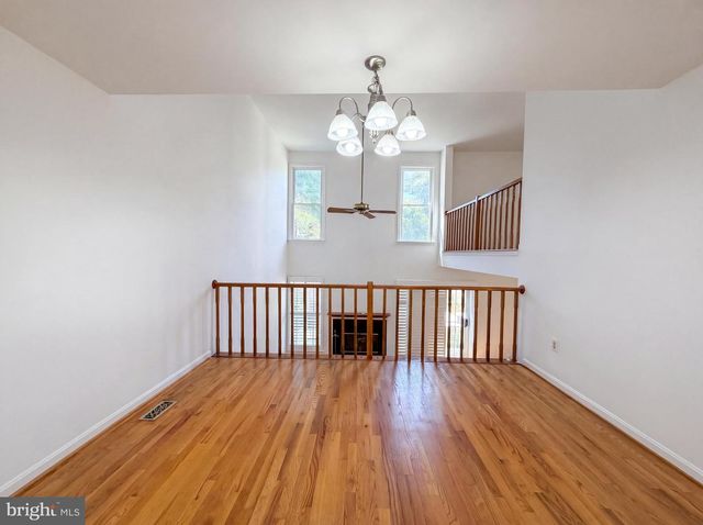7579 CHRISLAND CV, Falls Church, VA 22042