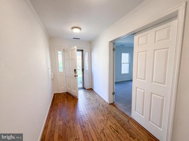 7579 CHRISLAND CV, Falls Church, VA 22042