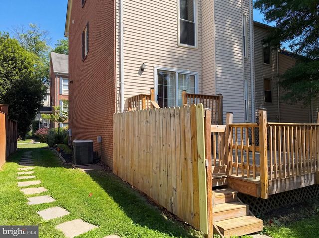 7579 CHRISLAND CV, Falls Church, VA 22042
