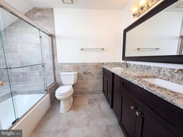 7579 CHRISLAND CV, Falls Church, VA 22042
