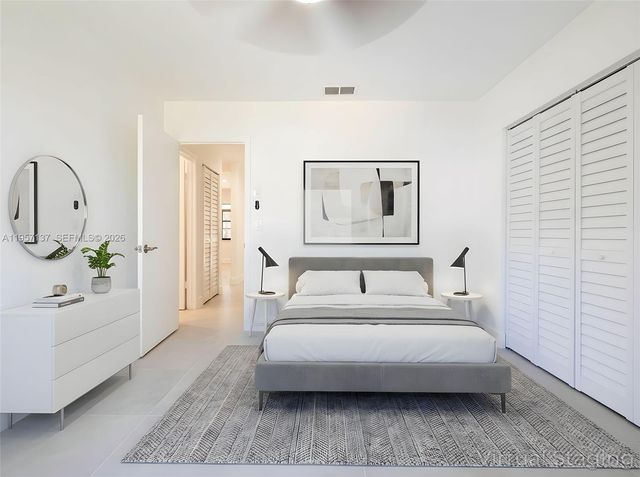 10988 Lake Front Pl, Boca Raton, FL 33498