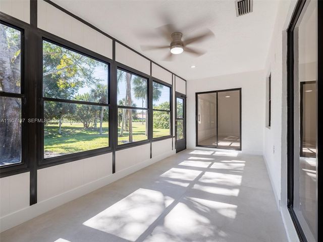 10988 Lake Front Pl, Boca Raton, FL 33498