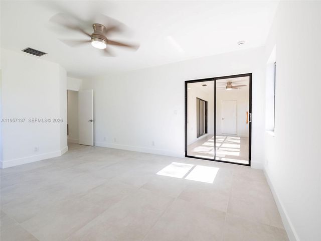 10988 Lake Front Pl, Boca Raton, FL 33498