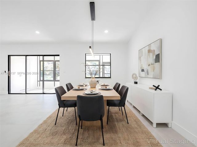 10988 Lake Front Pl, Boca Raton, FL 33498