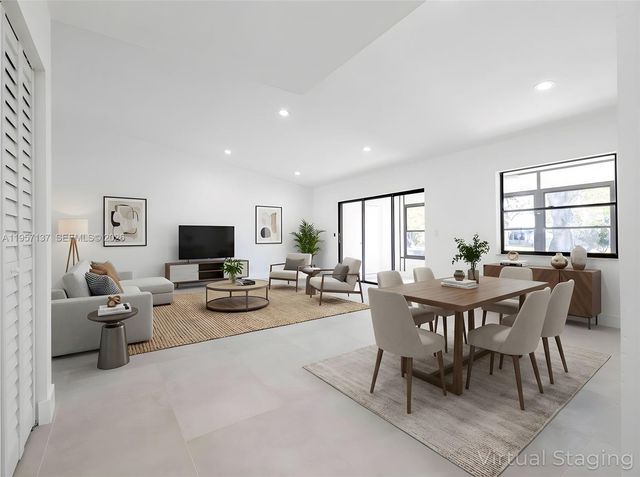 10988 Lake Front Pl, Boca Raton, FL 33498