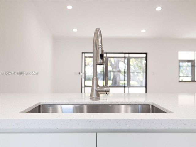 10988 Lake Front Pl, Boca Raton, FL 33498