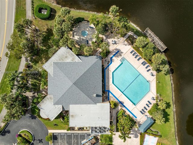 10988 Lake Front Pl, Boca Raton, FL 33498