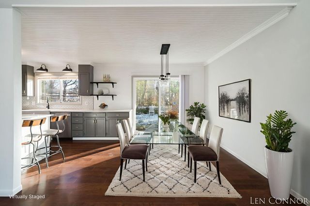 746 Hardwick Street Se, City Of Kentwood, MI 49548