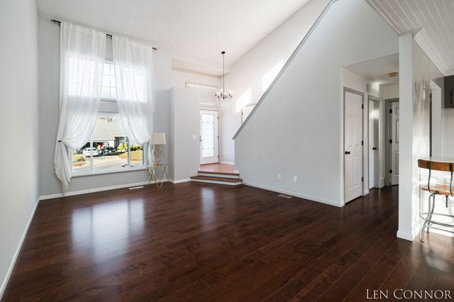 746 Hardwick Street Se, City Of Kentwood, MI 49548