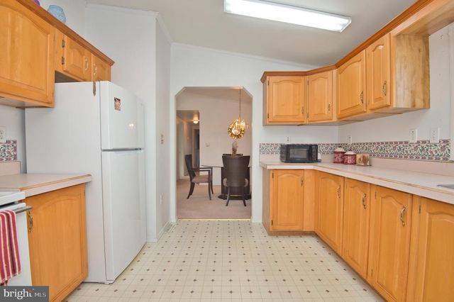 1138 12TH AVE, Wilmington, DE 19808