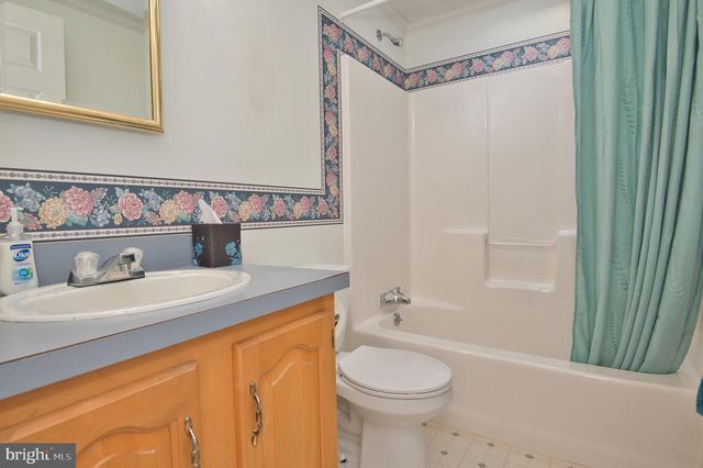 1138 12TH AVE, Wilmington, DE 19808