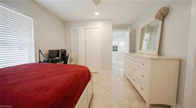 328 SW 19th TER, Cape Coral, FL 33991