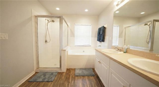 328 SW 19th TER, Cape Coral, FL 33991