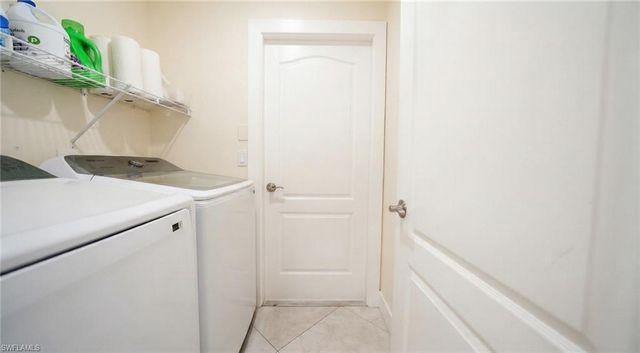 328 SW 19th TER, Cape Coral, FL 33991