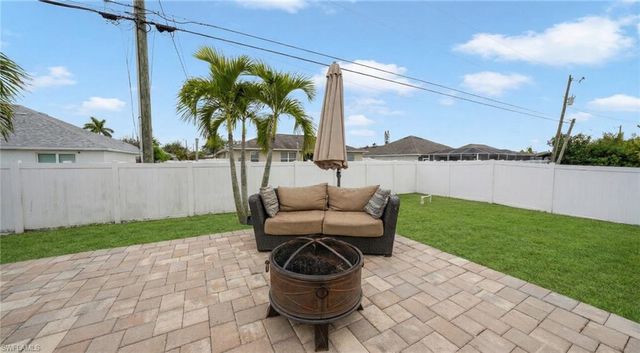 328 SW 19th TER, Cape Coral, FL 33991