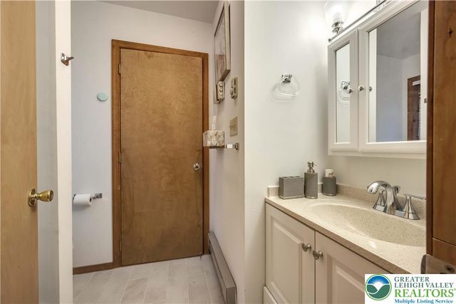 114 Brentwood Drive, Lehman Twp, PA 18324