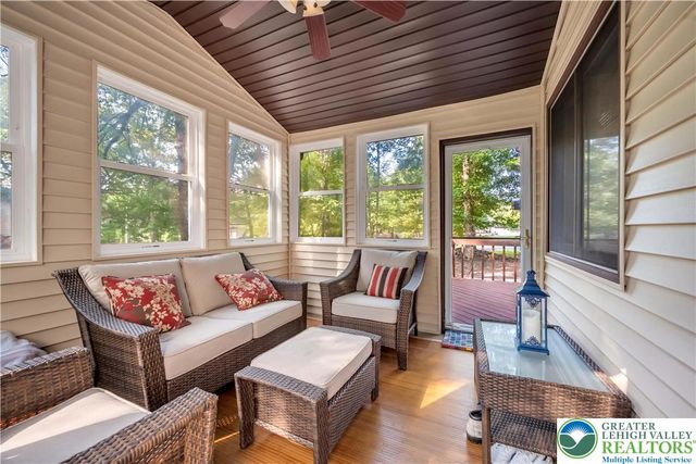 114 Brentwood Drive, Lehman Twp, PA 18324