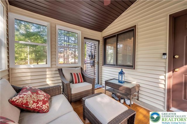 114 Brentwood Drive, Lehman Twp, PA 18324