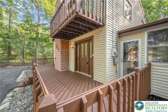 114 Brentwood Drive, Lehman Twp, PA 18324