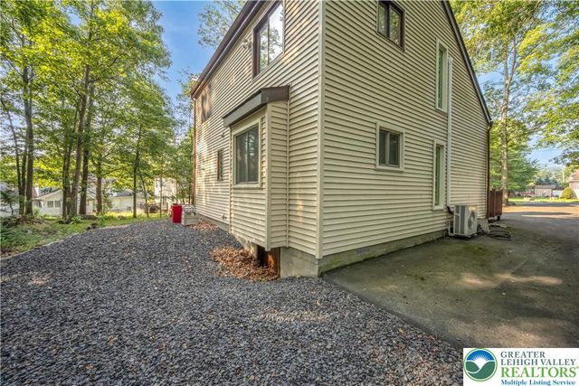 114 Brentwood Drive, Lehman Twp, PA 18324