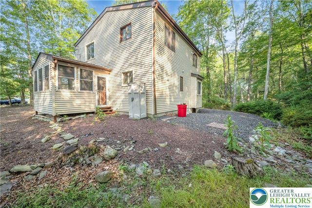 114 Brentwood Drive, Lehman Twp, PA 18324