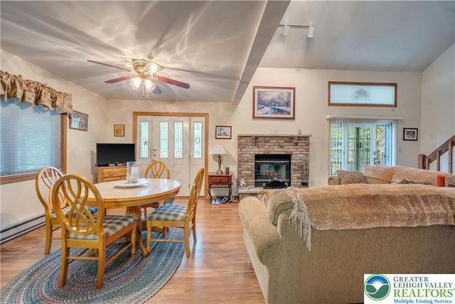 114 Brentwood Drive, Lehman Twp, PA 18324