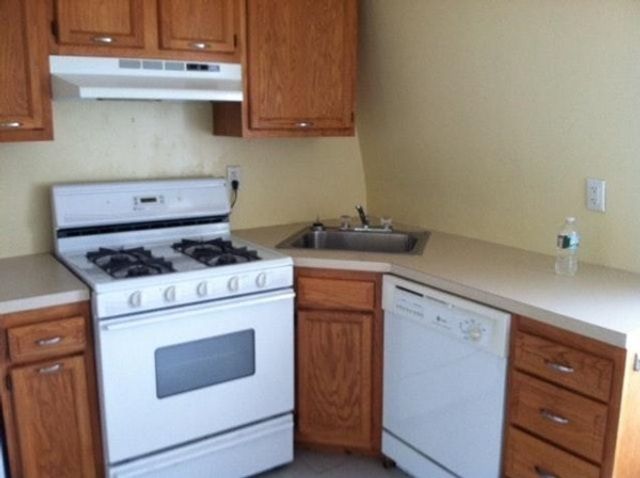 135 Galen St. 3, Watertown, MA 02472