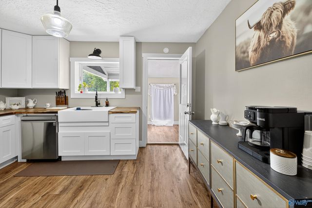 56 Leeth Gap Cutoff Road, Boaz, AL 35956