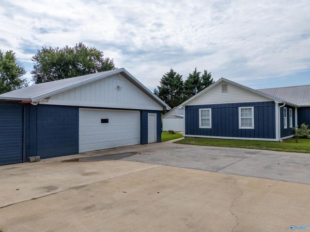 56 Leeth Gap Cutoff Road, Boaz, AL 35956