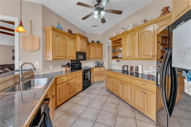 5786 Ervin McGarrah Road, Lowell, AR 72745