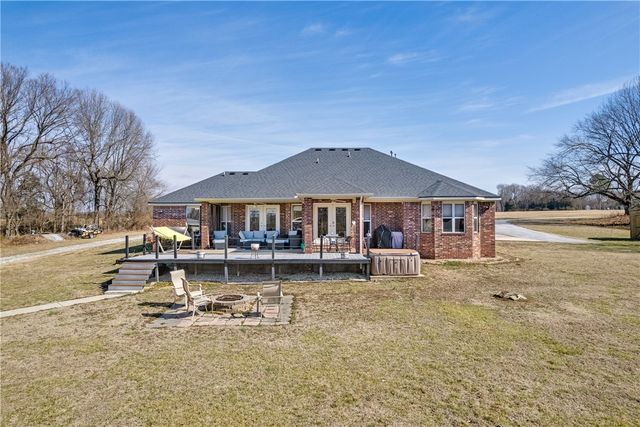 5786 Ervin McGarrah Road, Lowell, AR 72745