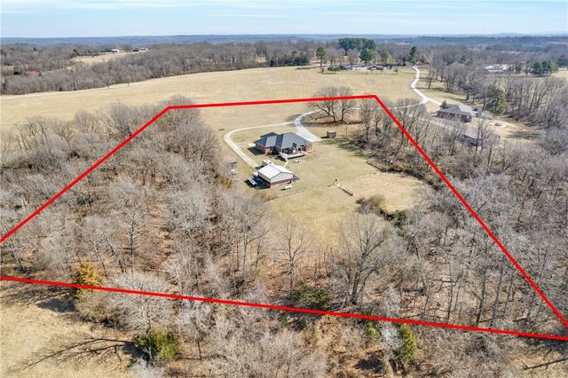 5786 Ervin McGarrah Road, Lowell, AR 72745