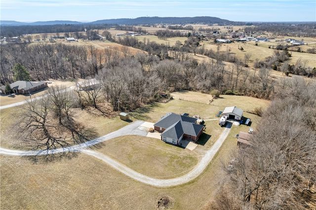 5786 Ervin McGarrah Road, Lowell, AR 72745