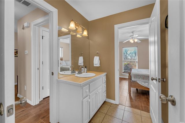 5786 Ervin McGarrah Road, Lowell, AR 72745