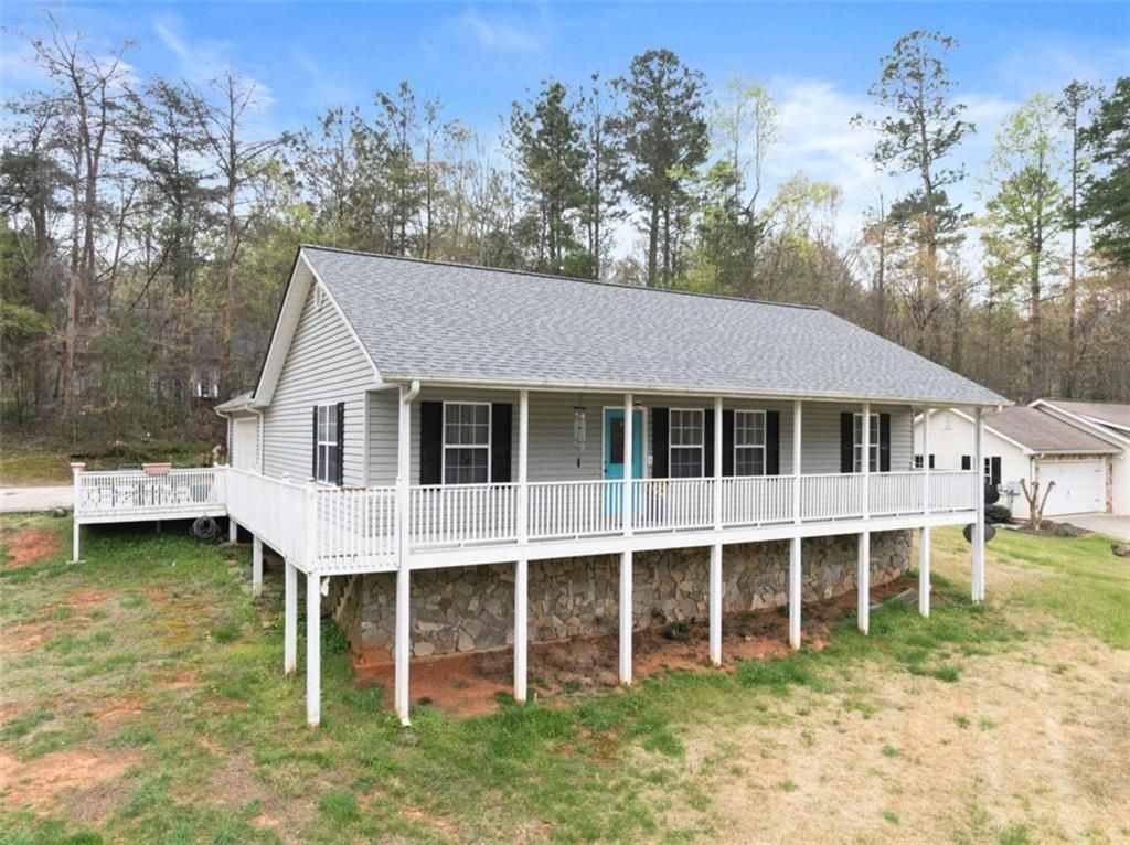 104 View Street, Clarkesville, GA 30523