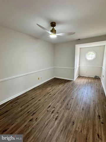 692 DANBURY CT, Newtown, PA 18940