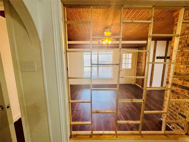 6010 Fawn Valley Lane, Rowlett, TX 75089