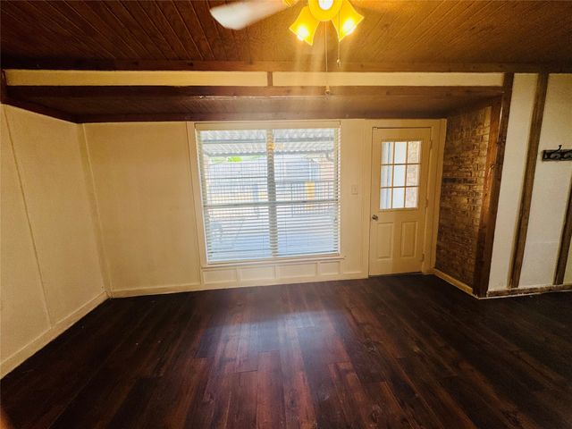 6010 Fawn Valley Lane, Rowlett, TX 75089