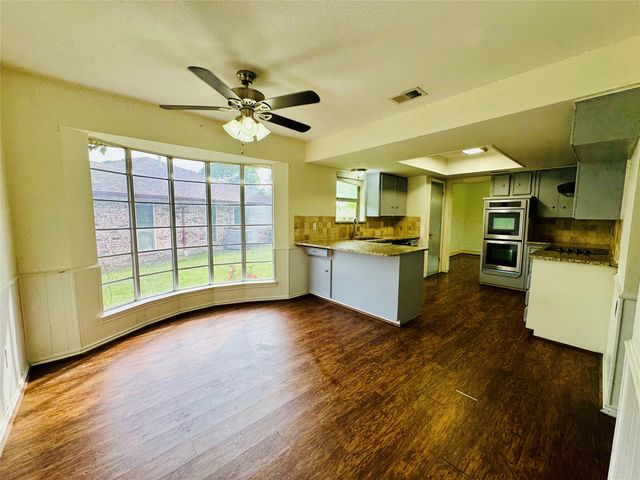 6010 Fawn Valley Lane, Rowlett, TX 75089