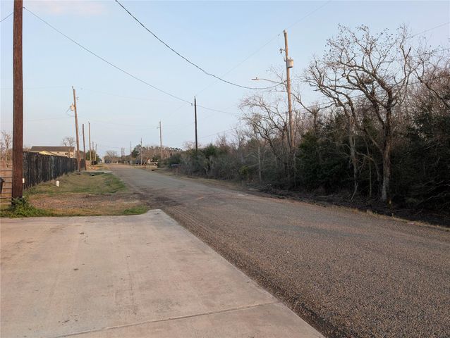 0 Ave D, San Leon, TX 77539