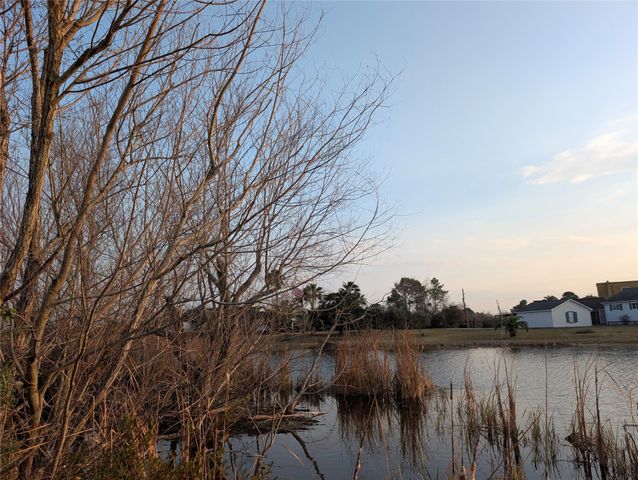 0 Ave D, San Leon, TX 77539