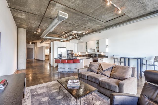 311 W 5th ST 704, Austin, TX 78701