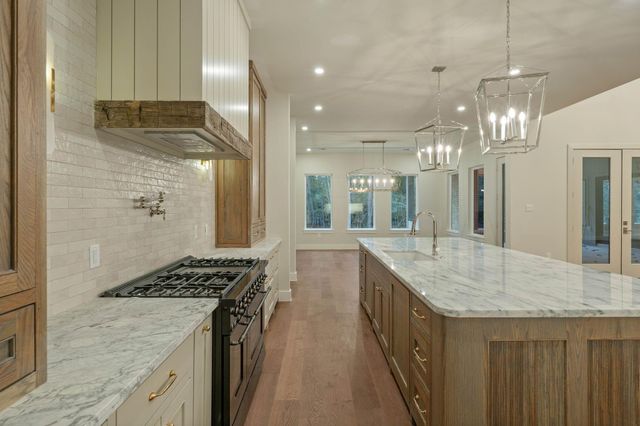 7248 Red Oak Grove Road, Montgomery, TX 77316