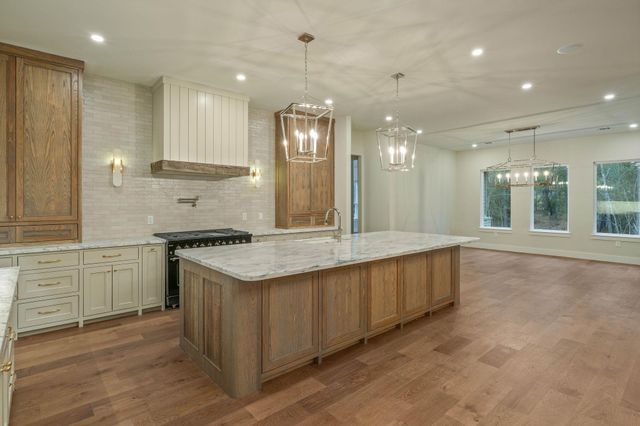 7248 Red Oak Grove Road, Montgomery, TX 77316