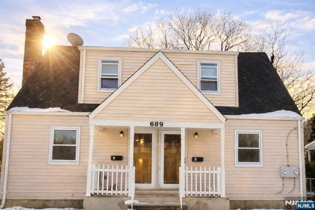 689 Godwin Avenue 2, Midland Park, NJ 07432