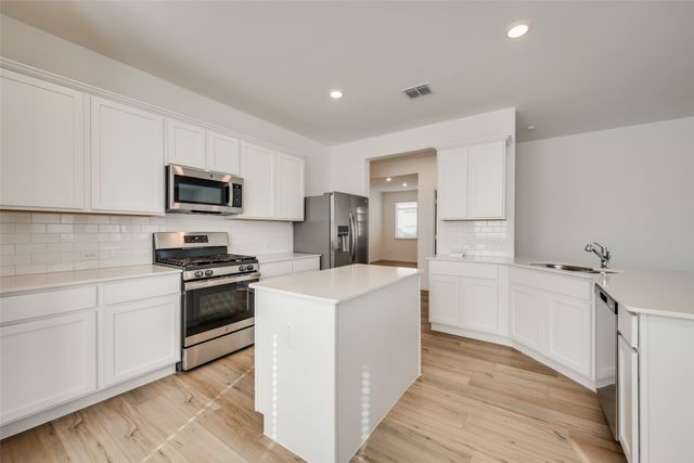 3009 Sovereignty Drive, Denton, TX 76207